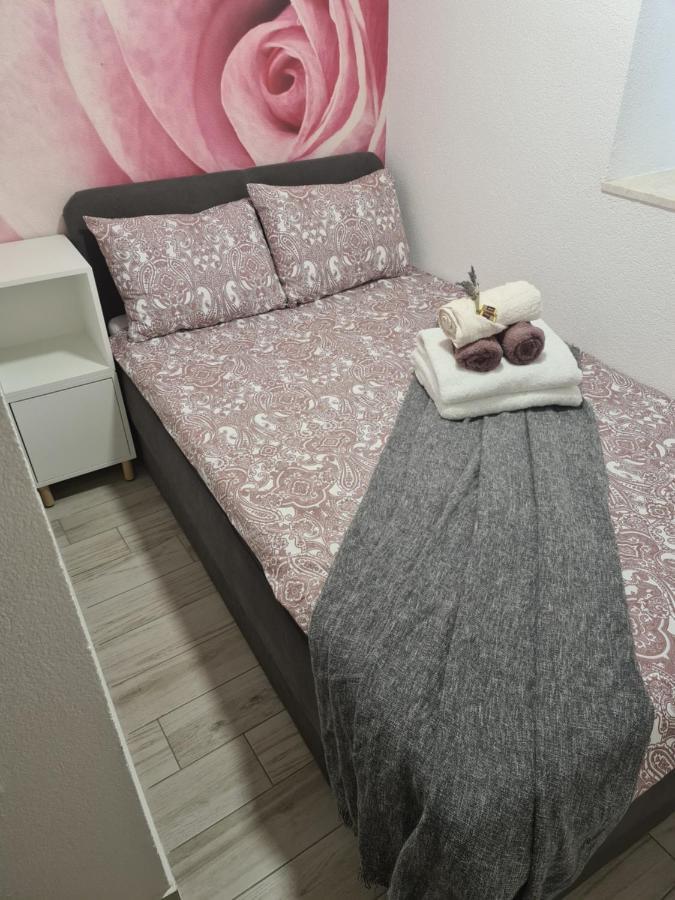 קרס Apartments Rose1 מראה חיצוני תמונה